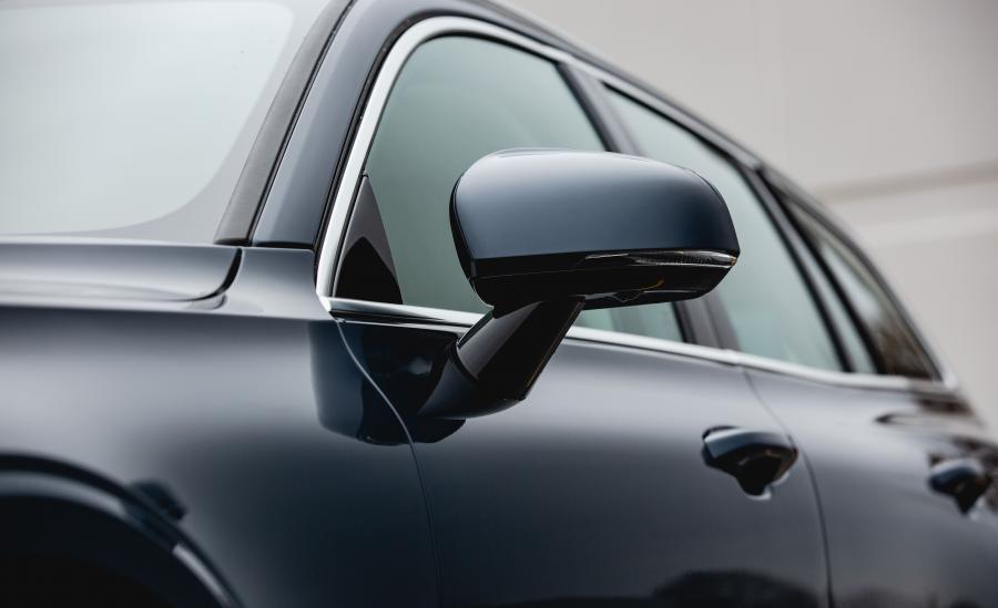 Детали экстерьера Volvo V60 T6 Inscription 2018 года  (NA) (фото 20 из 27)